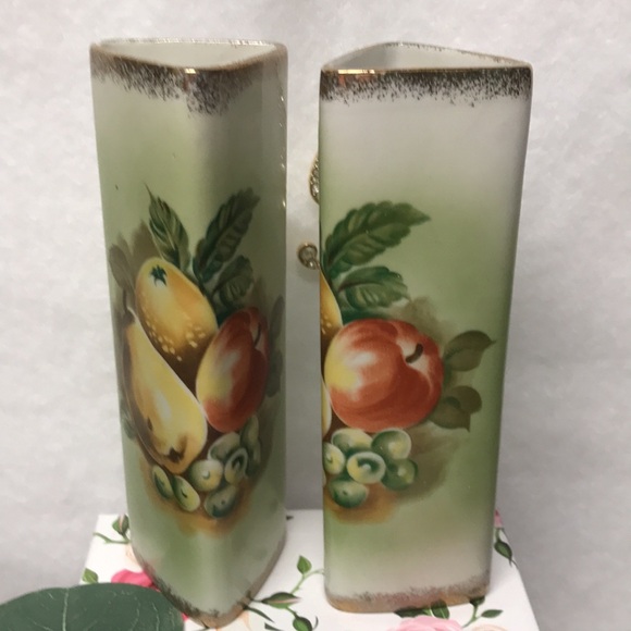 VINTAGE WALL VASES Green porcelain with gilded gold painted vintage fruit set 2 - Picture 11 of 16